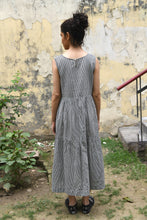 DVE - Vidya Dress
