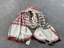 WOMEN WEAVE - Handloom Scarf