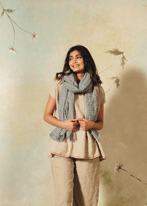 DVE - Linen Check Scarf