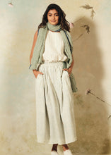 DVE - Linen Check Scarf
