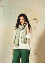 DVE - Linen Check Scarf