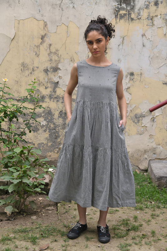 DVE - Vidya Dress