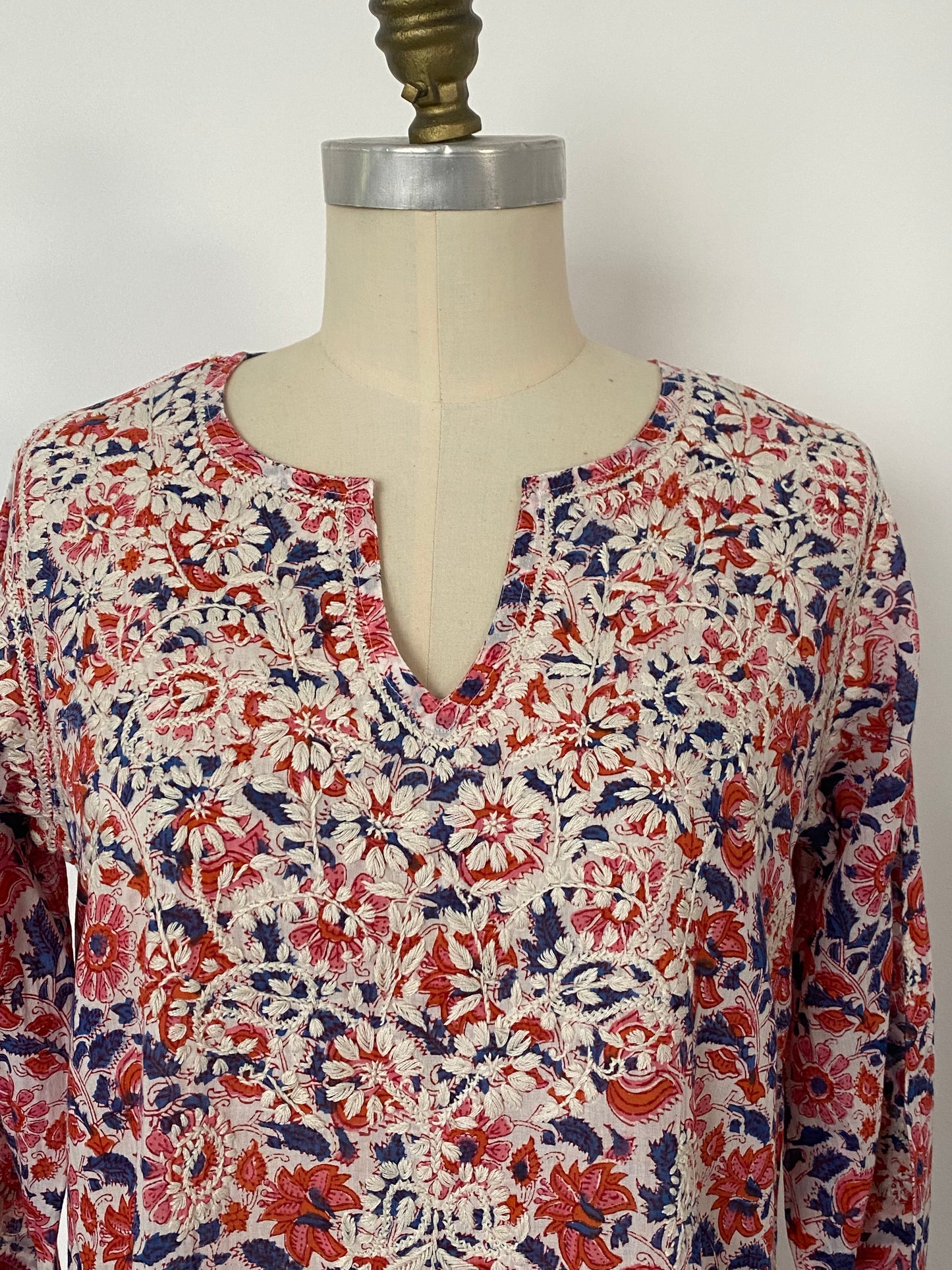 CHIKANKARI - Block Print Short Kurta